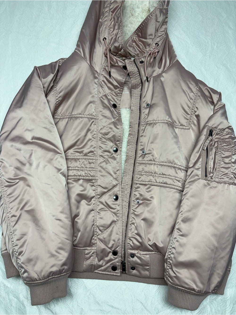 American Eagle Outfitters Satin-Look Sherpa-Lined Jacket in Blush